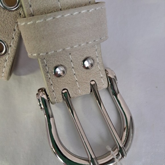 Urban Outfitters Beige Leather Double Grommet Belt with Silver Buckle - Picture 2 of 7